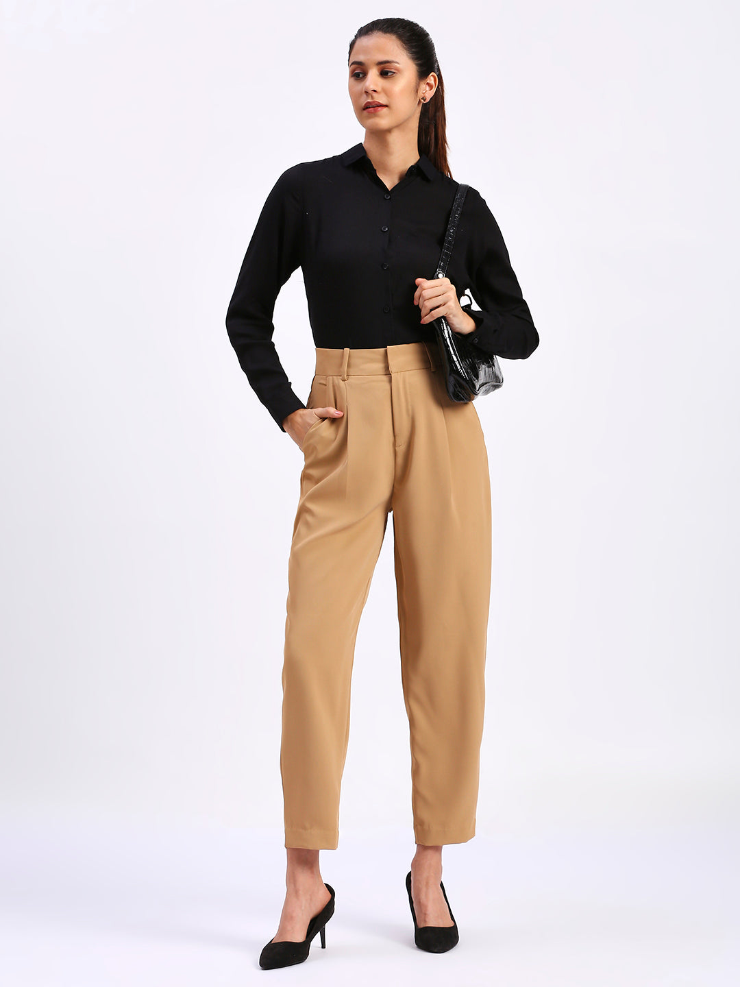 Tapered Fit Solid Smart Casual Wear Trousers